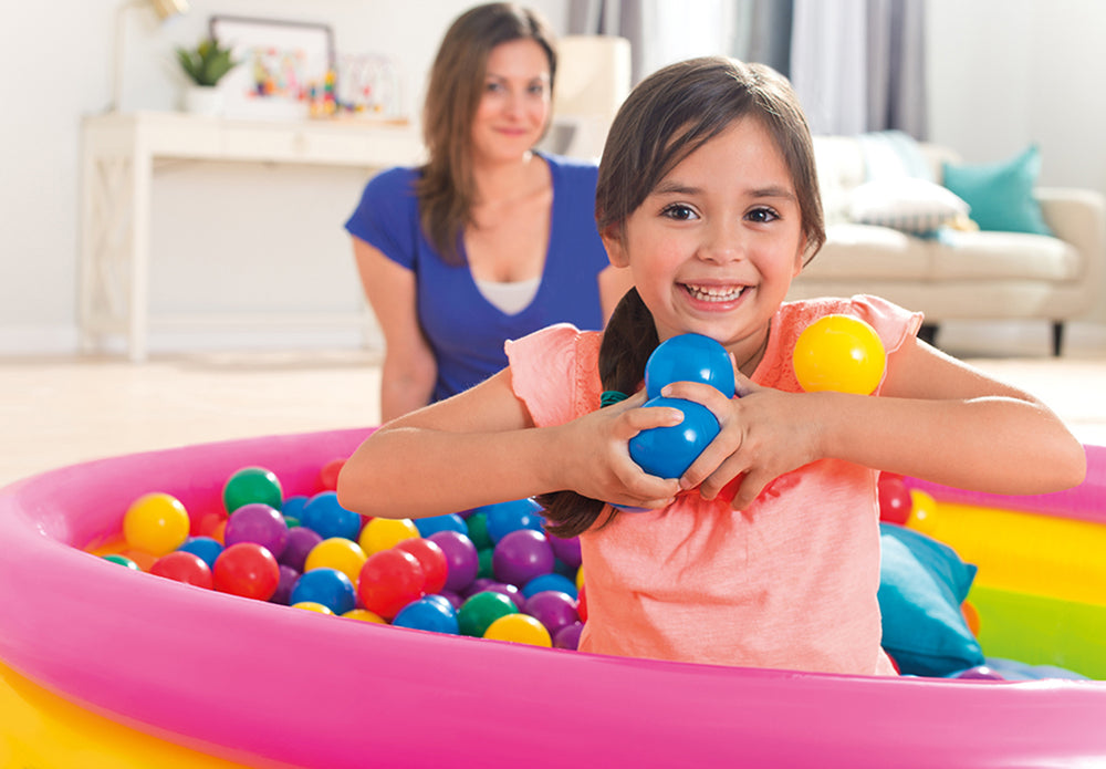 Pelotas de Plástico Intex Pelota Divertida para Niños (6.5 cm - 100 unidades) - 49602NP
