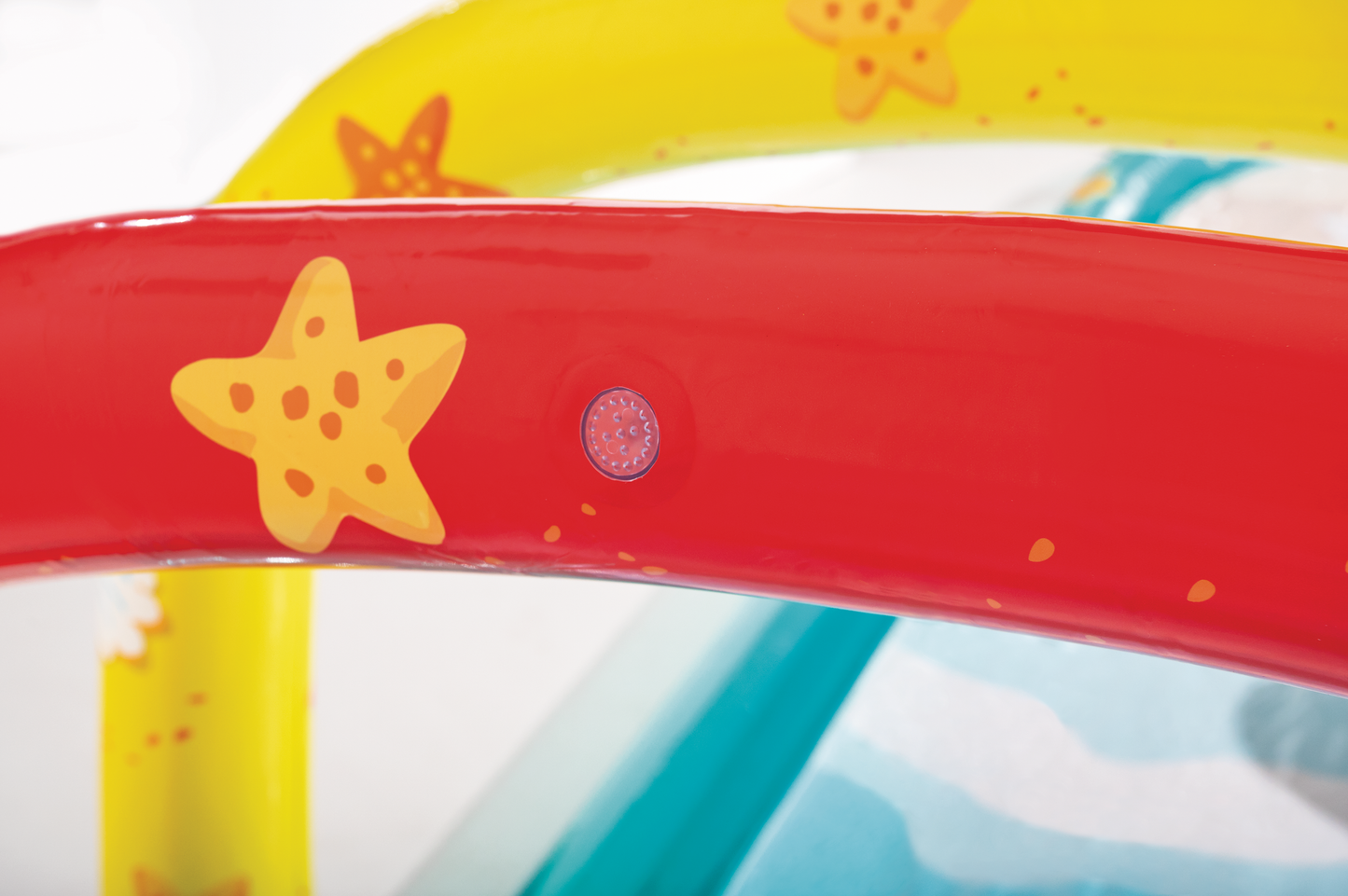 Pista deslizante agua c/rociador, tablas de surf y tobog\